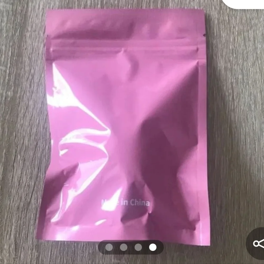 V Kosmetik Beauty Sponge in Black